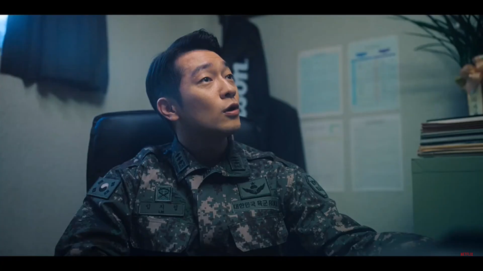 Trai đẹp Jung Hae In bắt tay Koo Kyo Hwan 'săn' lính đào ngũ Ảnh 13