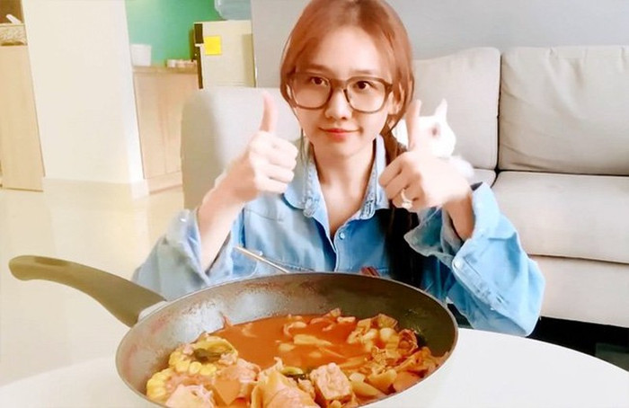 Hari Won phản bác khi liên tục bị chỉ trích không biết nấu ăn, cố tỏ ra vụng về để 'làm màu' Ảnh 3