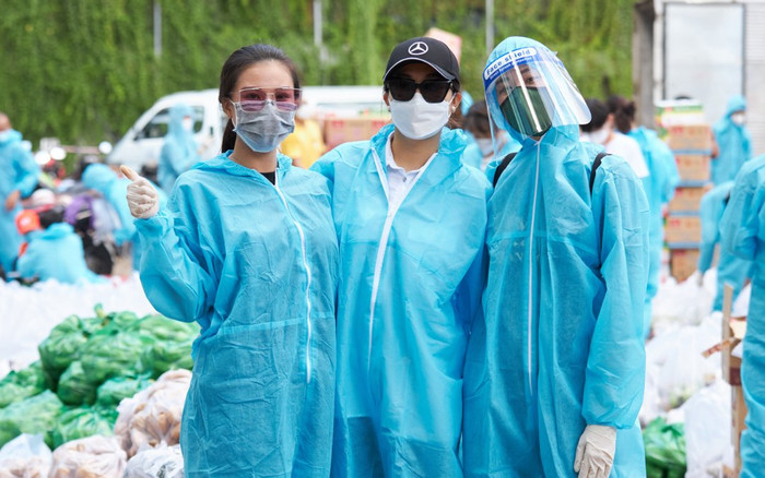 Khánh Vân, Kim Duyên, Lệ Hằng lan tỏa yêu thương với dự án 'Chuyến xe thực phẩm 0 đồng' lần 7 Ảnh 2