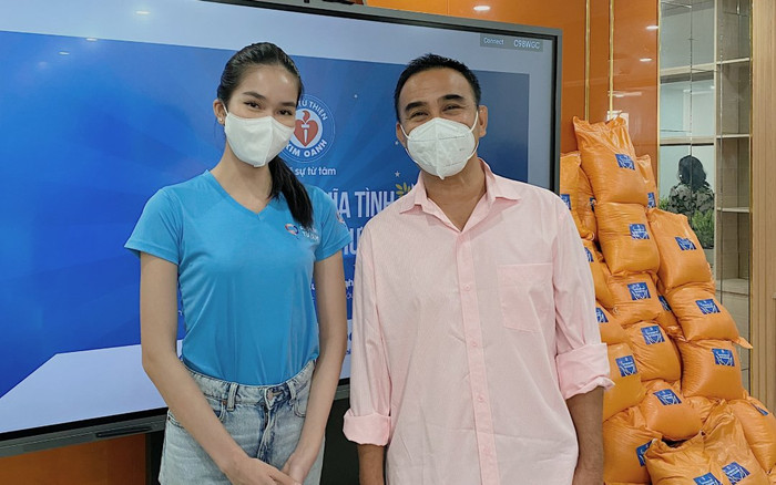 Á hậu Phương Anh cùng MC Quyền Linh kêu gọi quyên góp gạo giúp đỡ người nghèo trong mùa dịch Ảnh 2