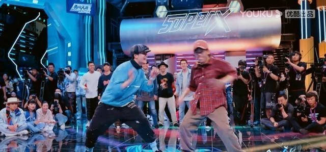 Vương Nhất Bác tiếp tục chọn 'anh trai mưa' Bouboo về đội mình trong tập 1 Street Dance 4 Ảnh 12
