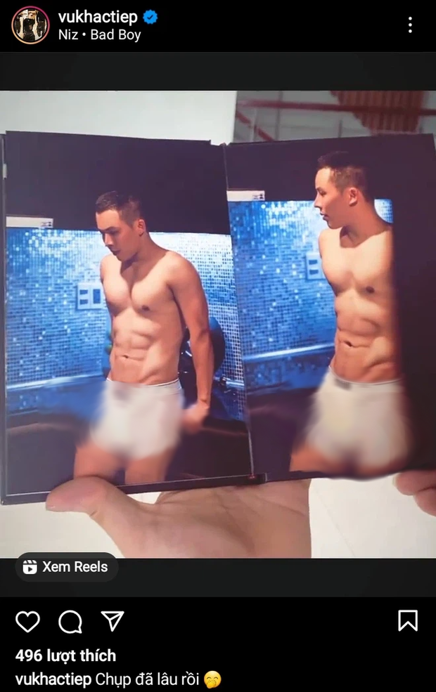 Bức ảnh được chia sẻ với khoảng thời gian cách đây 1 năm trước, bạn thân Ngọc Trinh khiến khán giả bỏng mắt khi khoe trọn body mlem trong chiếc quần bé tí. 