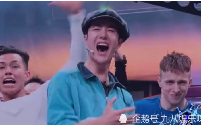 Trận battle Vương Nhất Bác Vs Lay: Chất như nước cất, thể hiện đúng slogan Battle for Peace Ảnh 2