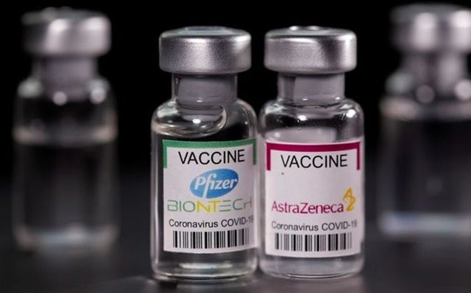 Có nên tiêm phối hợp 2 loại vaccine ngừa COVID-19? Ảnh 2