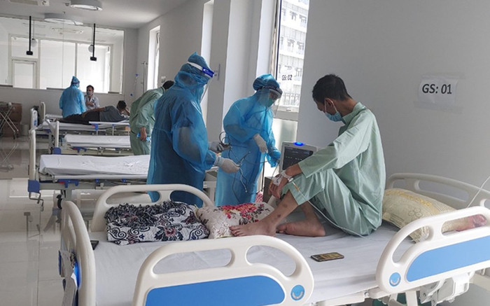 TP.HCM yêu cầu các bệnh viện luôn sẵn sàng tiếp nhận người bệnh cấp cứu dù có mắc Covid-19 hay không Ảnh 2