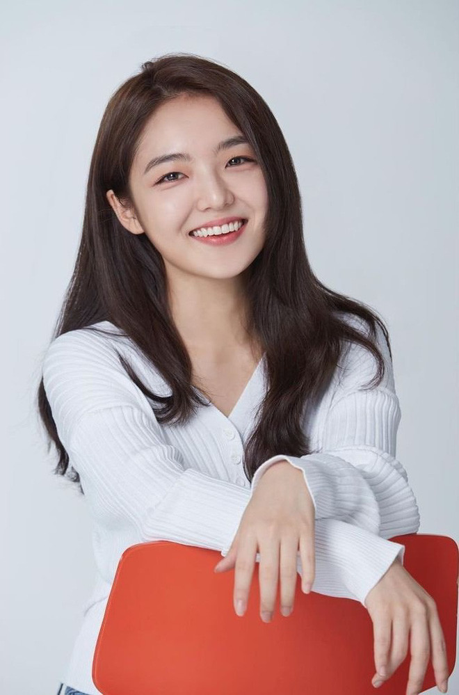 Fan 'khủng bố' kênh Youtube của Seo Shin Ae vì khiến Soojin phải rời nhóm: Chuyện này là sao? Ảnh 7