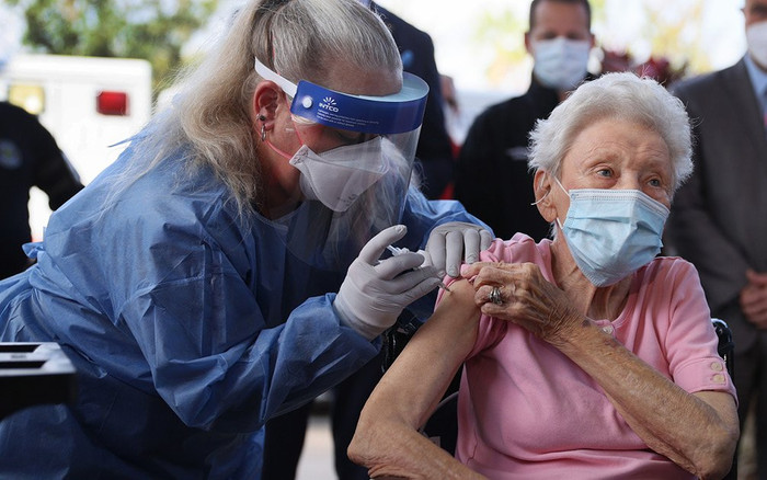 Tác dụng phụ của vaccine Covid-19 sẽ xuất hiện và kéo dài bao lâu? Ảnh 2