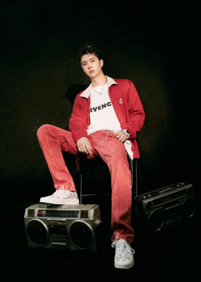 Vương Nhất Bác đã làm điều đặc biệt này với Lay khi được mời tham gia Street Dance of China 4 Ảnh 7