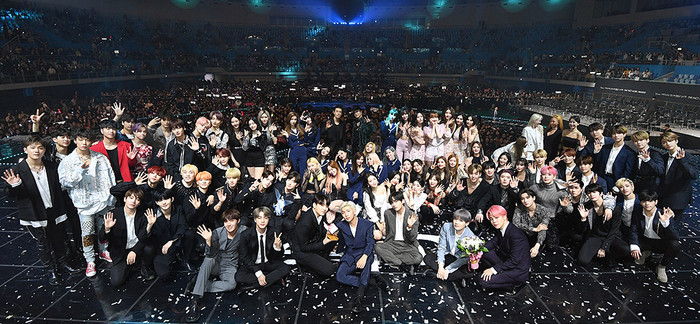 Chương trình hứa hẹn còn nhiều cái tên sẽ tham dự.