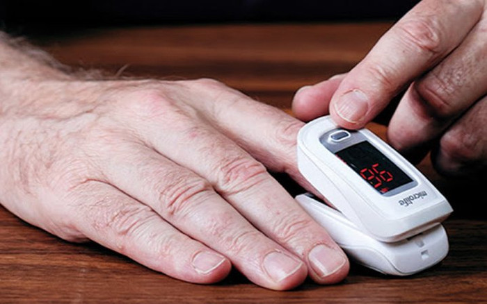 Cần lưu ý điều gì khi sử dụng thiết bị đo chỉ số SpO2? Ảnh 2