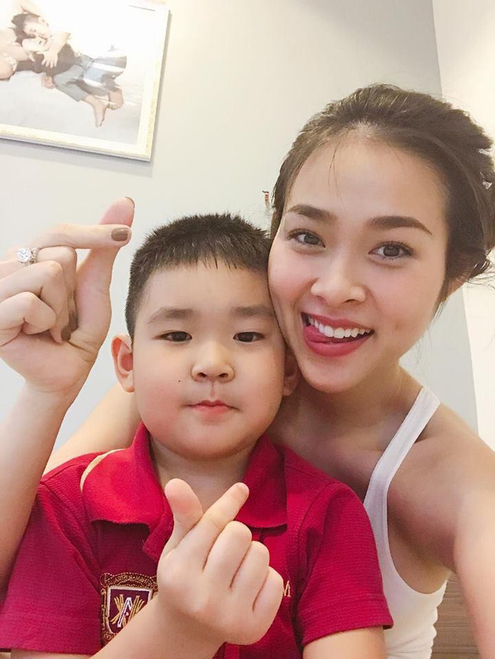 Những 'single mom' của showbiz Việt mạnh tay chi tiền khủng đầu tư chuyện học hành cho con Ảnh 5