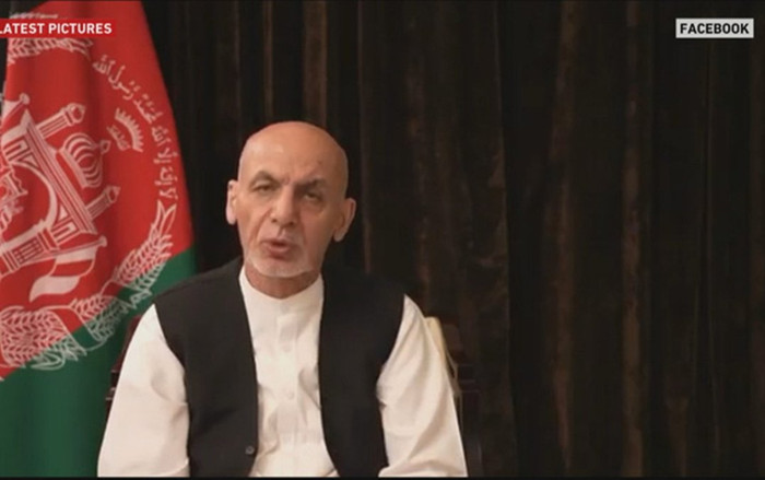 Tổng thống Afghanistan 'ra đi với quần áo, không phải hàng triệu USD' Ảnh 2