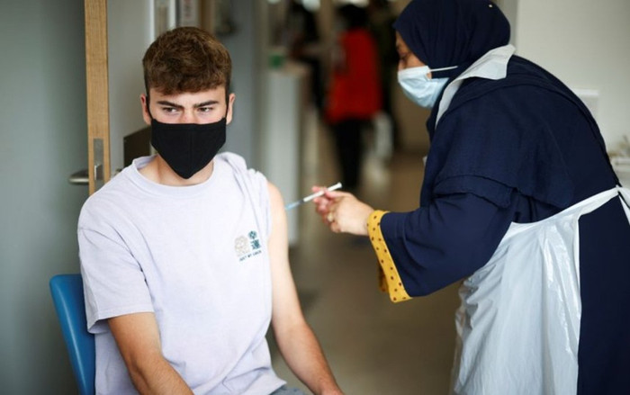 Thêm phát hiện mới từ Anh về hiệu quả của vaccine Covid-19 trước biến chủng Delta Ảnh 2