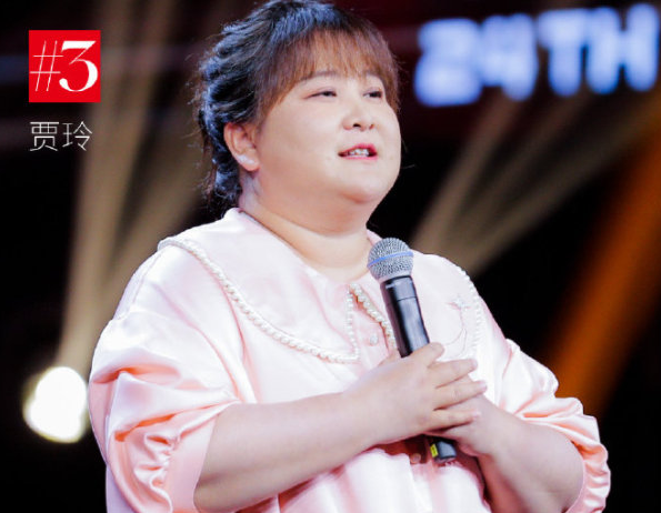 Nữ đạo diễn Giả Linh góp mặt trong bảng xếp hạng lần này nhờ sự thành công của phim điện ảnh Xin chào! Lý Hoán Anh.