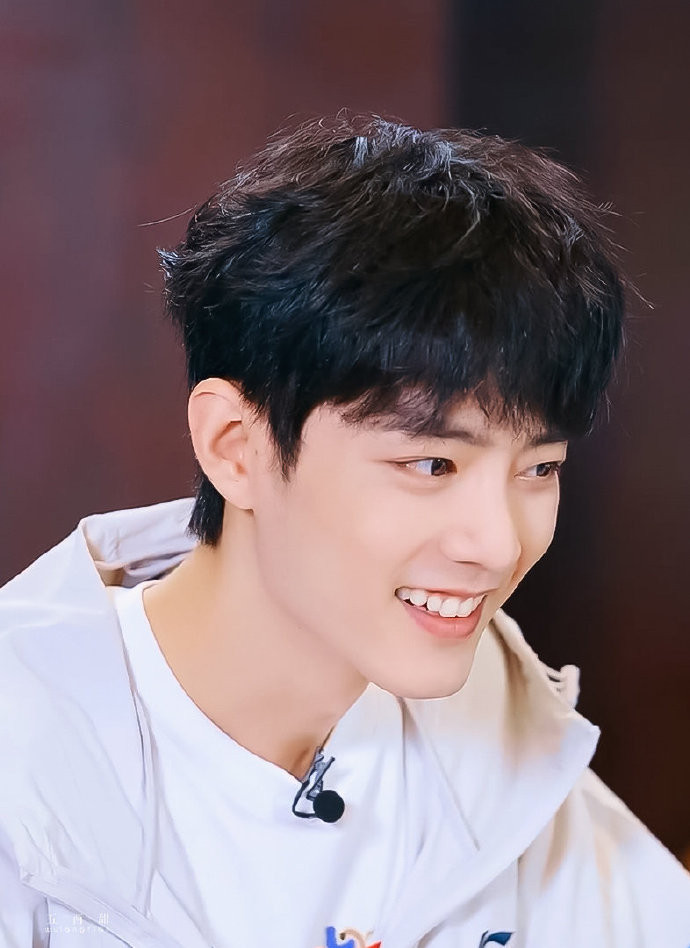 Hot là thế nhưng vì sao Tiêu Chiến vẫn vô duyên với BXH 10 người nổi tiếng nhất Trung Quốc? Ảnh 13