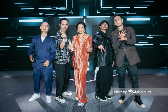 Visual điển trai của Master Nimbia tại The Heroes 2021 khiến fan 'bấn loạn' Ảnh 4