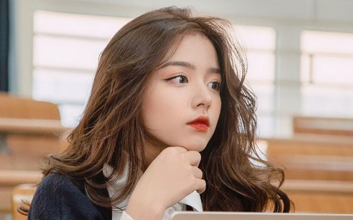 'Hotgirl ảnh thẻ' mở diễn đàn trả lời chuyện trinh tiết 18+: 'Cái màng 1 cm không có ý nghĩa' Ảnh 2