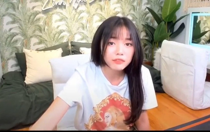 Linh Ngọc Đàm xưng 'mày - tao', nói về chuyện tình - tiền khiến netizen tranh cãi dữ dội Ảnh 2