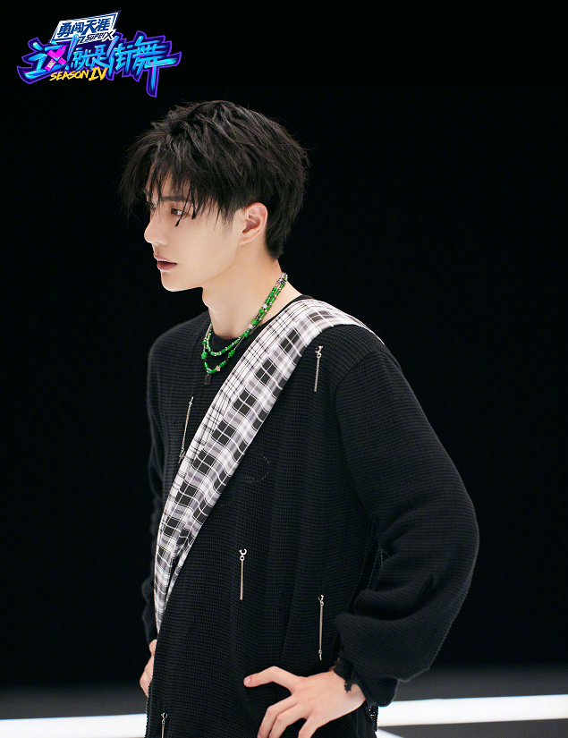 Vương Nhất Bác tăng độ khó cho chính mình, nhảy hơn 30 lần liên tiếp mới chịu! Ảnh 5