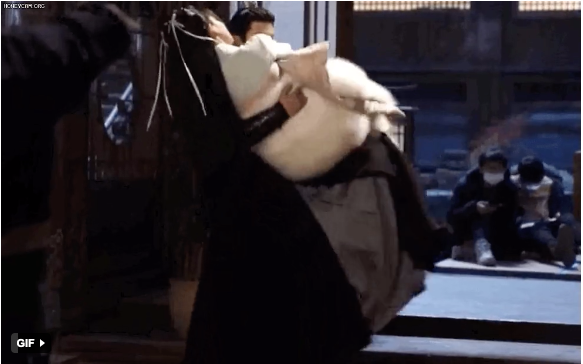 'Trường An như cố': Nhậm Gia Luân bê vác Bạch Lộc như 'vác bao tải' vì nhà gái quá nặng kí? Ảnh 6