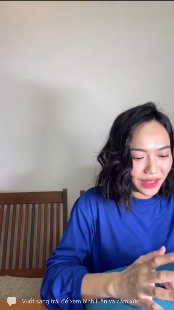 Gương mặt Diệu Nhi tròn trịa trông thấy, ngoại hình tăng cân thấy rõ.