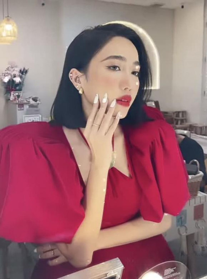 Nghi vấn Diệu Nhi hạ sinh con đầu lòng đang được dân mạng chia sẻ rầm rộ