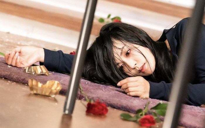 Cô giáo Cheon Seo Jin 'trả nghiệp' nhưng rating phim 'Penthouse 3' tập 11 lại giảm Ảnh 2