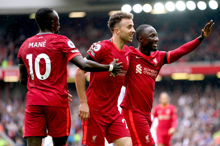 Liverpool dạo chơi ở Anfield, tạm dẫn đầu Ngoại hạng Anh Ảnh 1