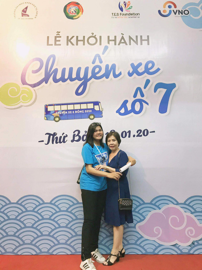 Quỳnh Mai và mẹ
