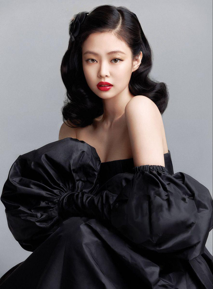 BXH thương hiệu thành viên girlgroup tháng 8/2021: Jennie giành lại hạng 1, Lisa 'mất tích' khỏi top 30 Ảnh 4