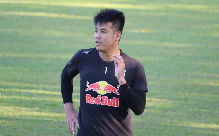 Cha mất giữa mùa dịch, thủ môn HAGL không thể về chịu tang Ảnh 2