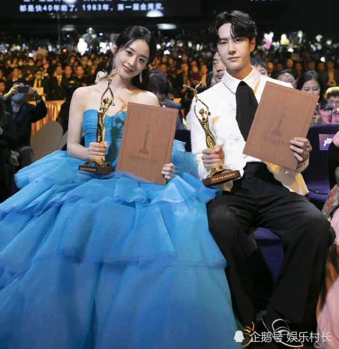 Fan Triệu Lệ Dĩnh tẩy chay Vương Nhất Bác, phản ứng của Cnet: 'Khéo cả hai yêu thật cũng nên' Ảnh 7