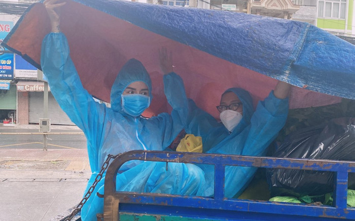 Hoa hậu Môi trường Việt Nam hỗ trợ 7.000 hộ dân Bình Dương khi dịch Covid bùng phát Ảnh 2