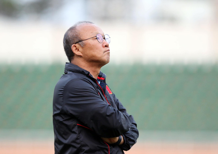 Thông tin HLV Park Hang Seo sang Thái Lan là sai sự thật.