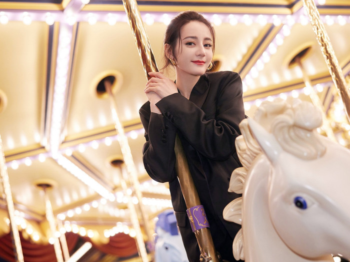 Cặp đôi visual 'đỉnh của chóp' Tiêu Chiến - Địch Lệ Nhiệt Ba sẽ nên duyên trong phim mới? Ảnh 14