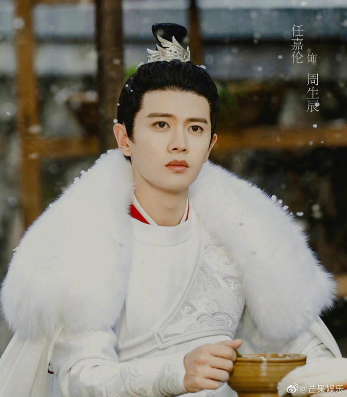 'Trường An như cố': Nhậm Gia Luân đẹp trai siêu 'mlem' tại hậu trường, fan tranh nhau giành với Bạch Lộc Ảnh 4