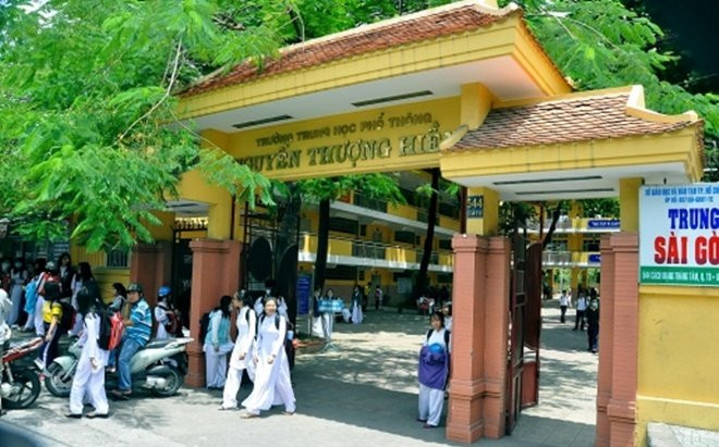 10 trường THPT có điểm chuẩn vào lớp 10 cao nhất TP.HCM: Nhiều trường bứt phá Ảnh 2