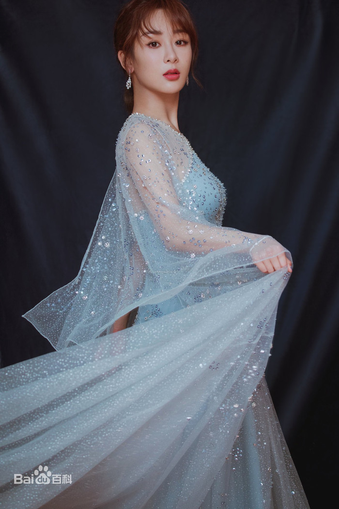 Top 10 nghệ sĩ lên hotsearch nhiều nhất nửa đầu 2021: Cung Tuấn lấn át Tiêu Chiến - Vương Nhất Bác Ảnh 20