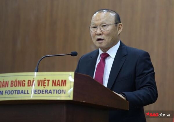 HLV Park Hang Seo chia tay VFF sang Thái Lan là tin sai!