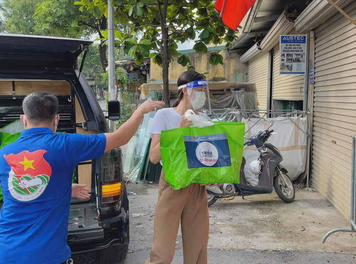 Tích cực tham gia và hưởng ứng nhiều hoạt động thiện nguyện, Hoa Hậu Đỗ Thị Hà đã góp phần lan tỏa những việc làm ý nghĩa và mang năng lượng tích cực đến mọi người. 