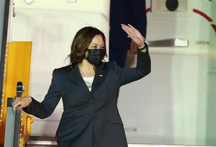 Phó Tổng thống Mỹ Kamala Harris tới Việt Nam. 