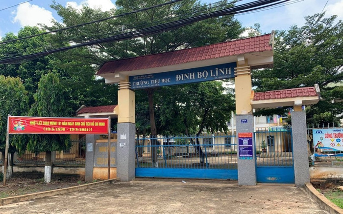 Đắk Lắk : Tổ chức cho 9 học sinh thi lại, trong đó có 1 học sinh là F0 Ảnh 2