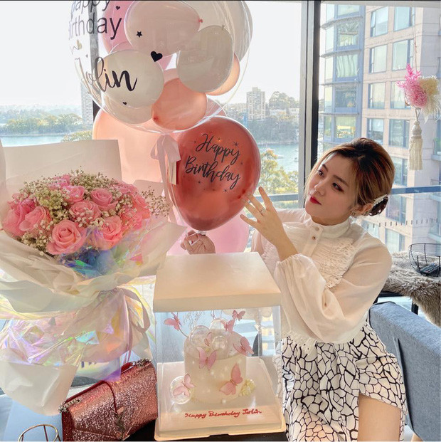 Ông Thoại Liên mừng tuổi mới