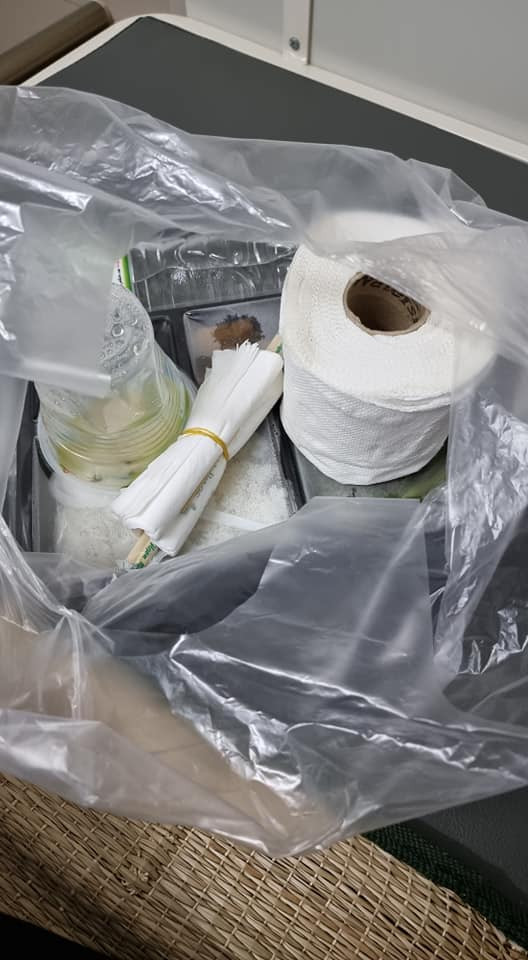 Suất cơm ấm lòng được Xuân Bắc chia sẻ.