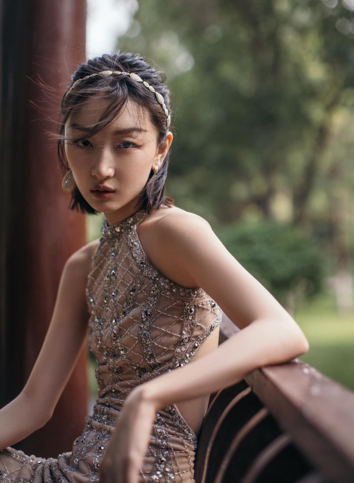 Ảnh hậu Châu Đông Vũ bị người trong ngành tố tật xấu: Phẩm chất kém, hay làm trò kém duyên nơi đông người Ảnh 4