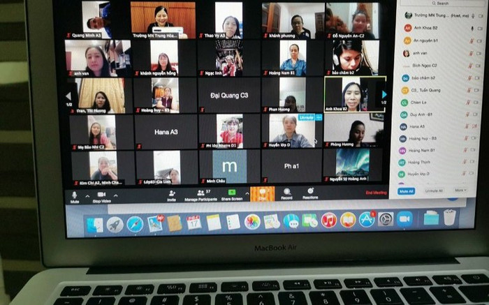 Loạt tình huống 'dở khóc dở cười' khi học online Ảnh 2