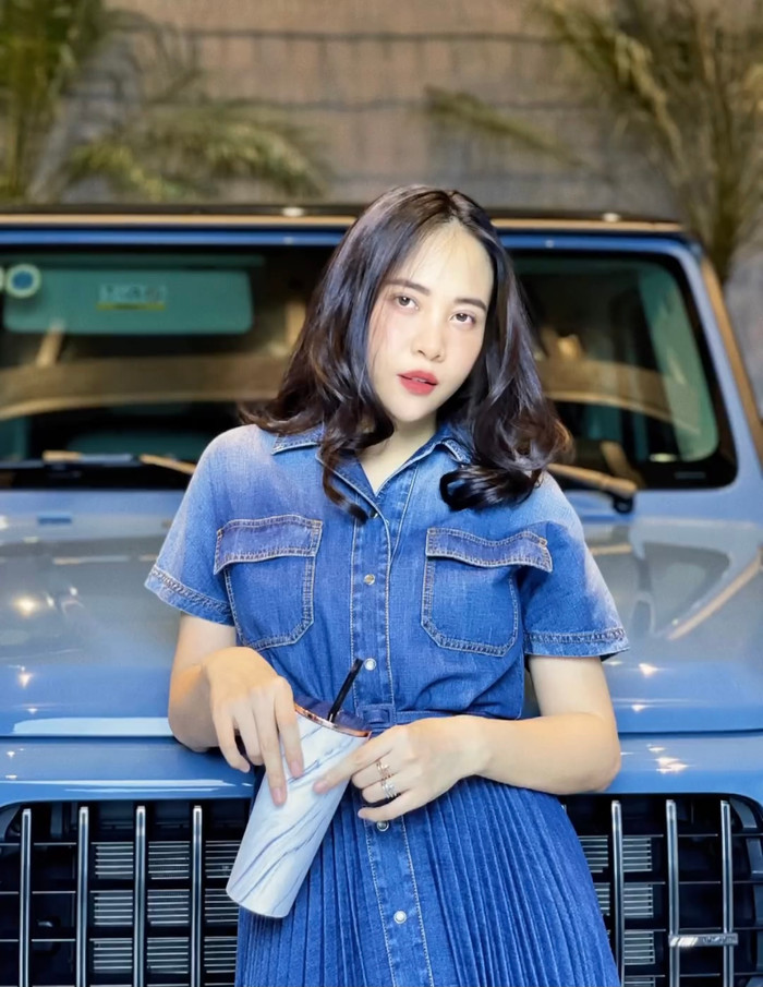 Nhan sắc xinh đẹp của cựu người mẫu xứ Lạng, cô được nhận xét ngày càng xinh đẹp, mặn mà hơn sau khi sinh con.