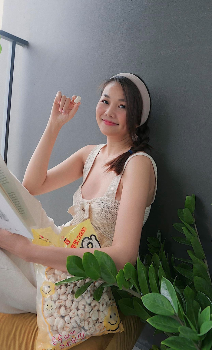 Nữ siêu mậu được fan khen nức nở vì tài nấu ăn của mình.