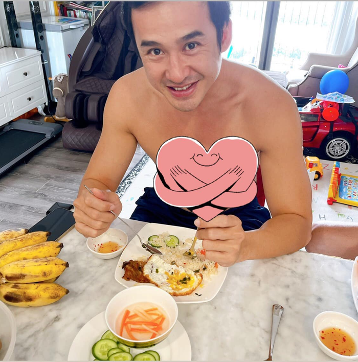 Lương Thế Thành hạnh phúc bên dĩa cơm tấm 'made by' bà xã.