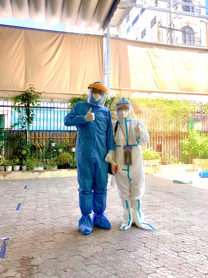 Bác sĩ trẻ và những lần cấp cứu F0: 'Có lúc mình đã bật khóc vì bất lực' Ảnh 5